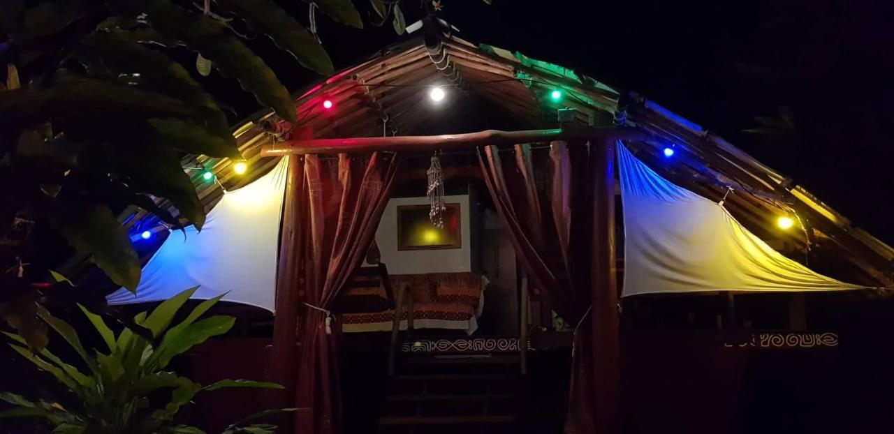 Location " La Pirogue " Maison D'Hotes A Moorea Haapiti Exterior foto