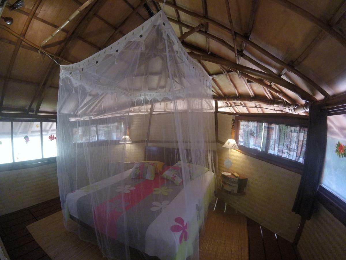 Location " La Pirogue " Maison D'Hotes A Moorea Haapiti Exterior foto